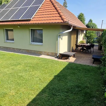 Tamasi Villa- Nyaralohaz * Balatonkeresztur