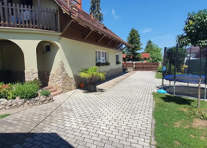 Tamási Villa- * Balatonkeresztúr